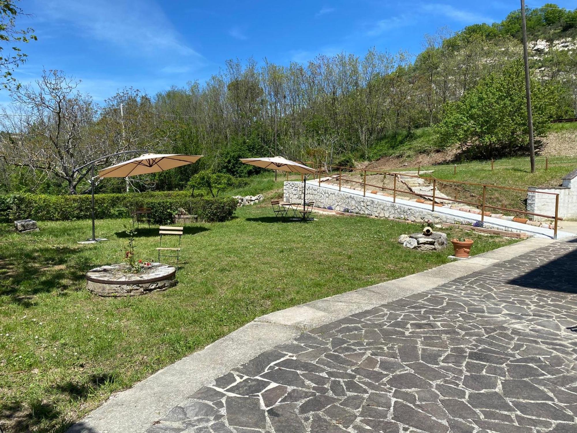 Bed&Breakfast La Ginestra Abbateggio Luaran gambar